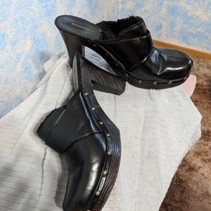 Vintage clogs